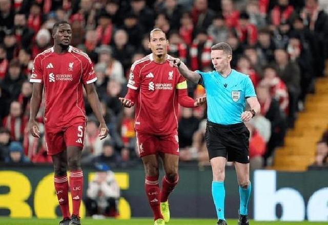 关于密尔沃基雄鹿迎欧冠关键赛，冲刺阶段强势反弹，质疑声仍在，赛季目标并未改变的信息