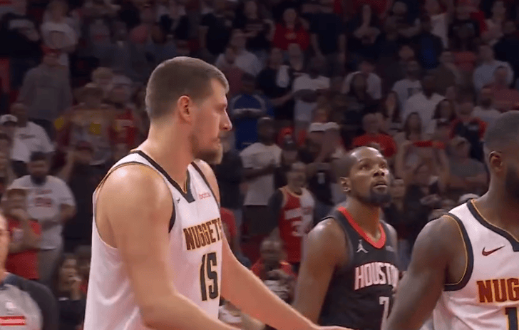 雷火体育app -里昂发布备战花絮；冲刺阶段手感冰凉；NBA常规赛任务艰巨；临场指挥获称赞 